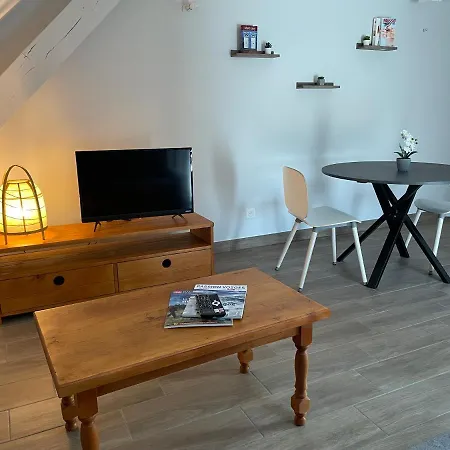 A L'ombre Du Figuier