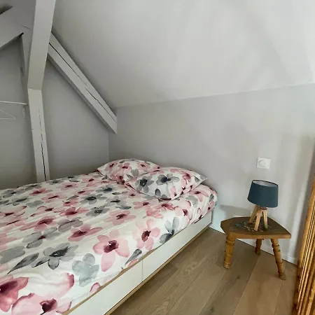 A L'ombre Du Figuier